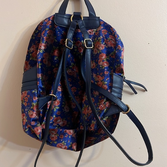 Floral Velvet Like Backpack - Picture 9 of 15